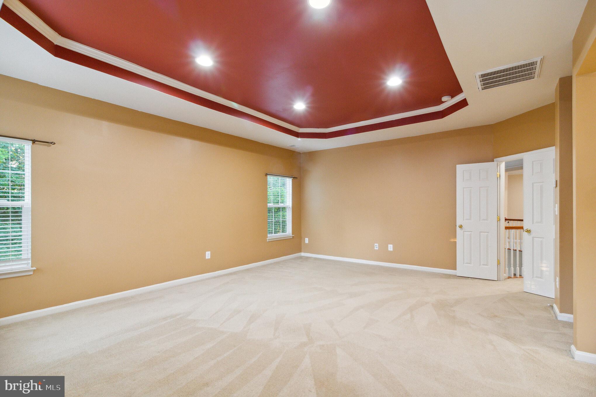 CASCADE OVERLOOK - Residential