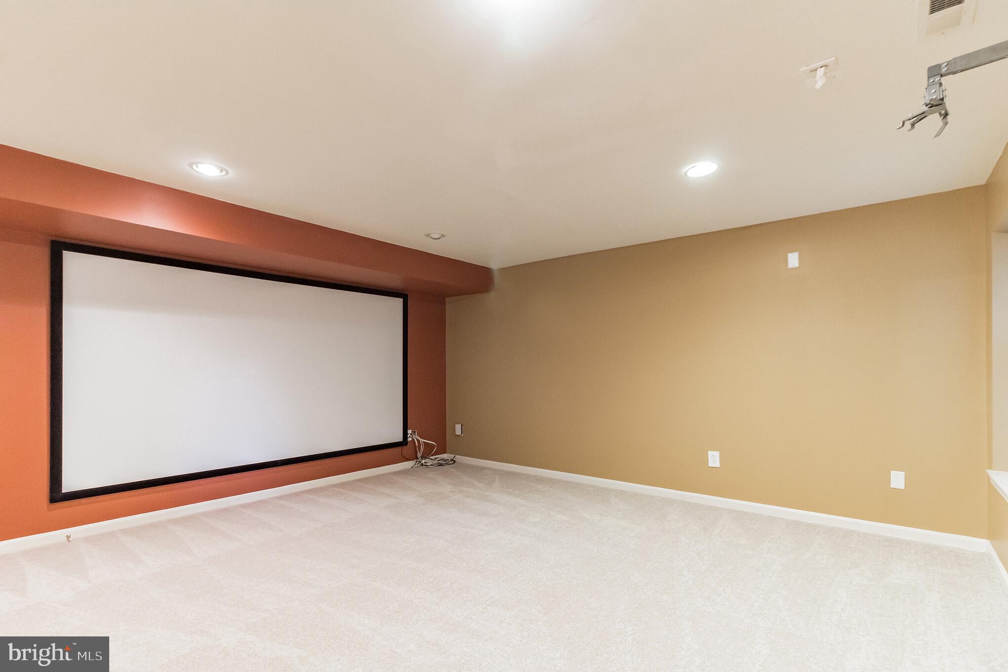 CASCADE OVERLOOK - Residential