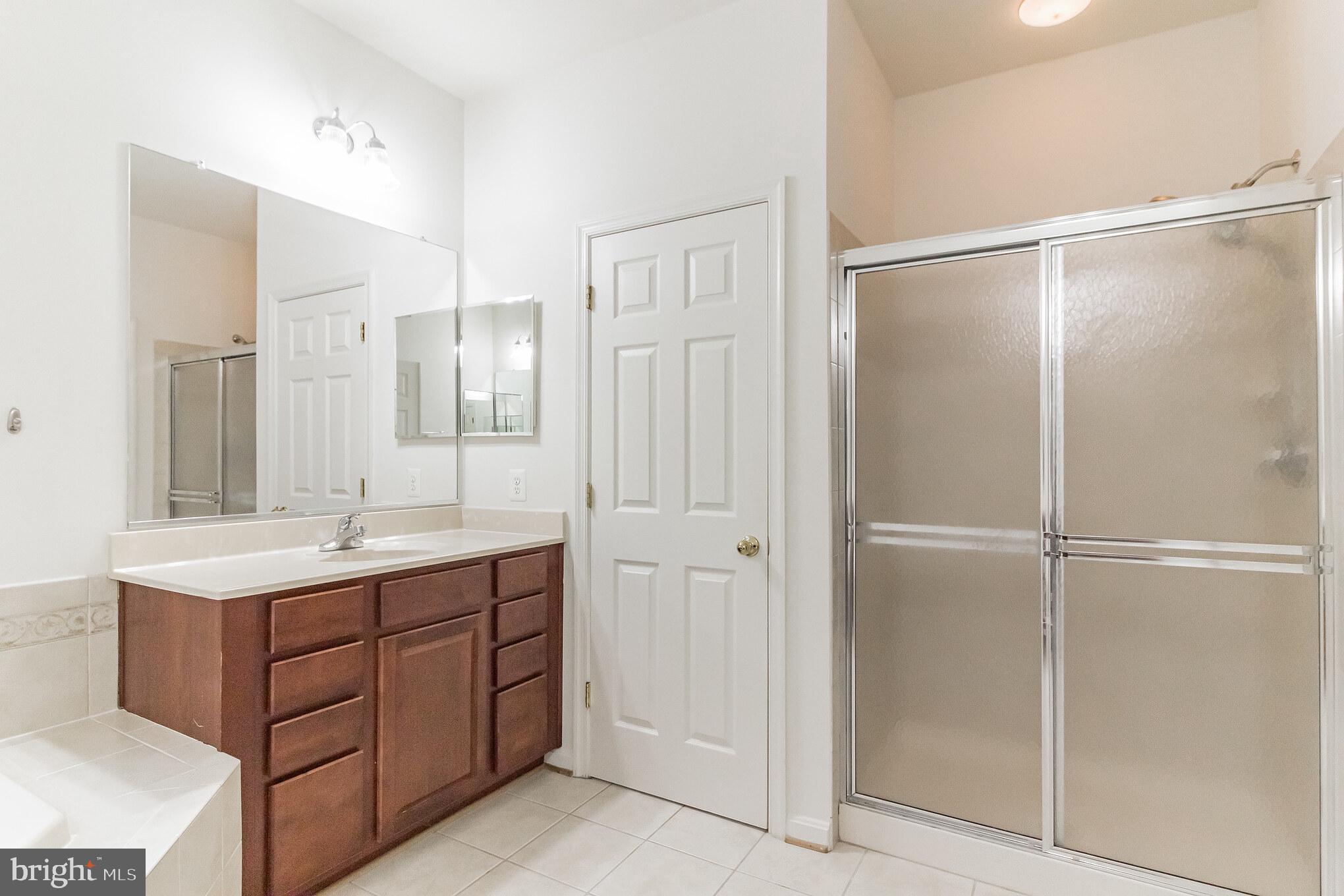 CASCADE OVERLOOK - Residential