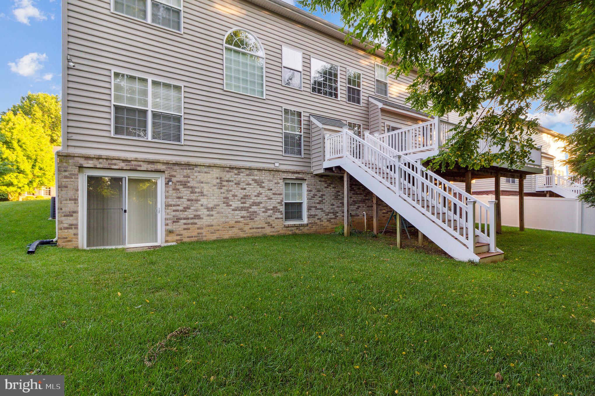 CASCADE OVERLOOK - Residential