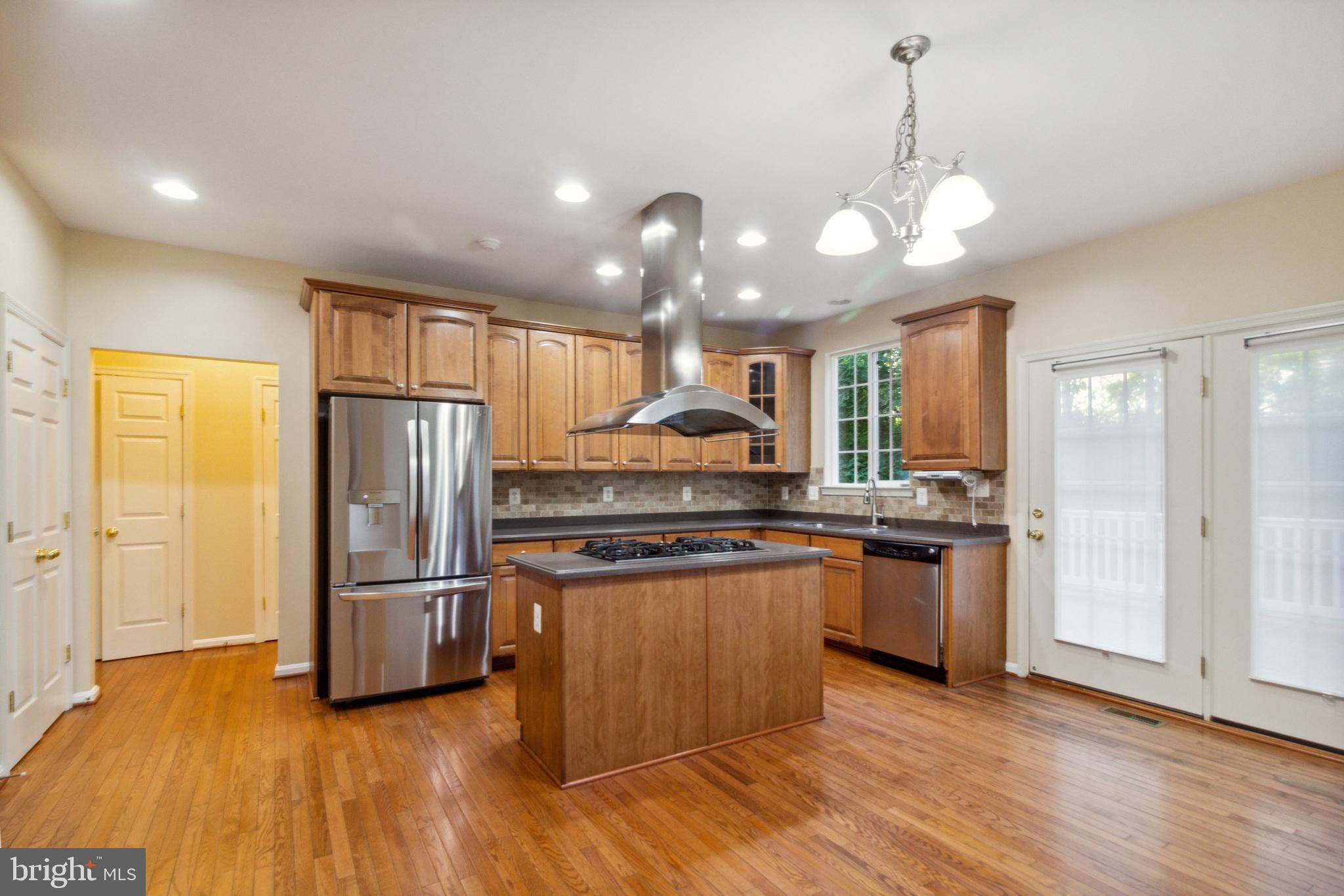 CASCADE OVERLOOK - Residential