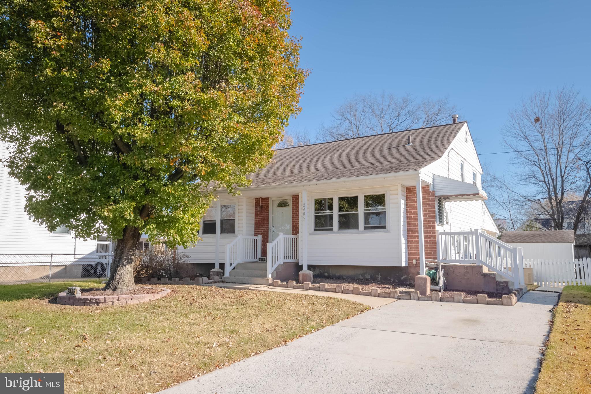 LODGE FOREST MANOR - Residential