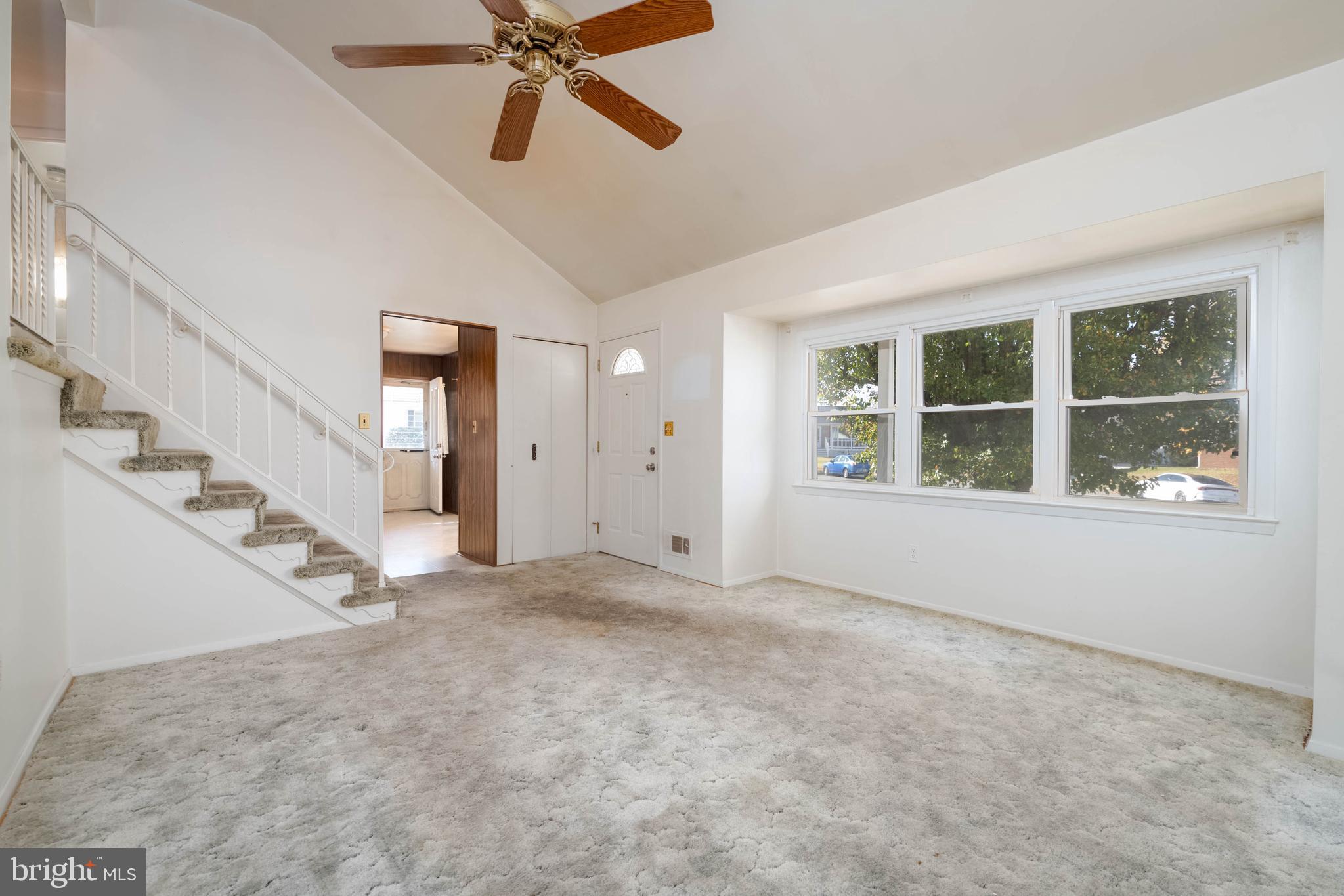 LODGE FOREST MANOR - Residential