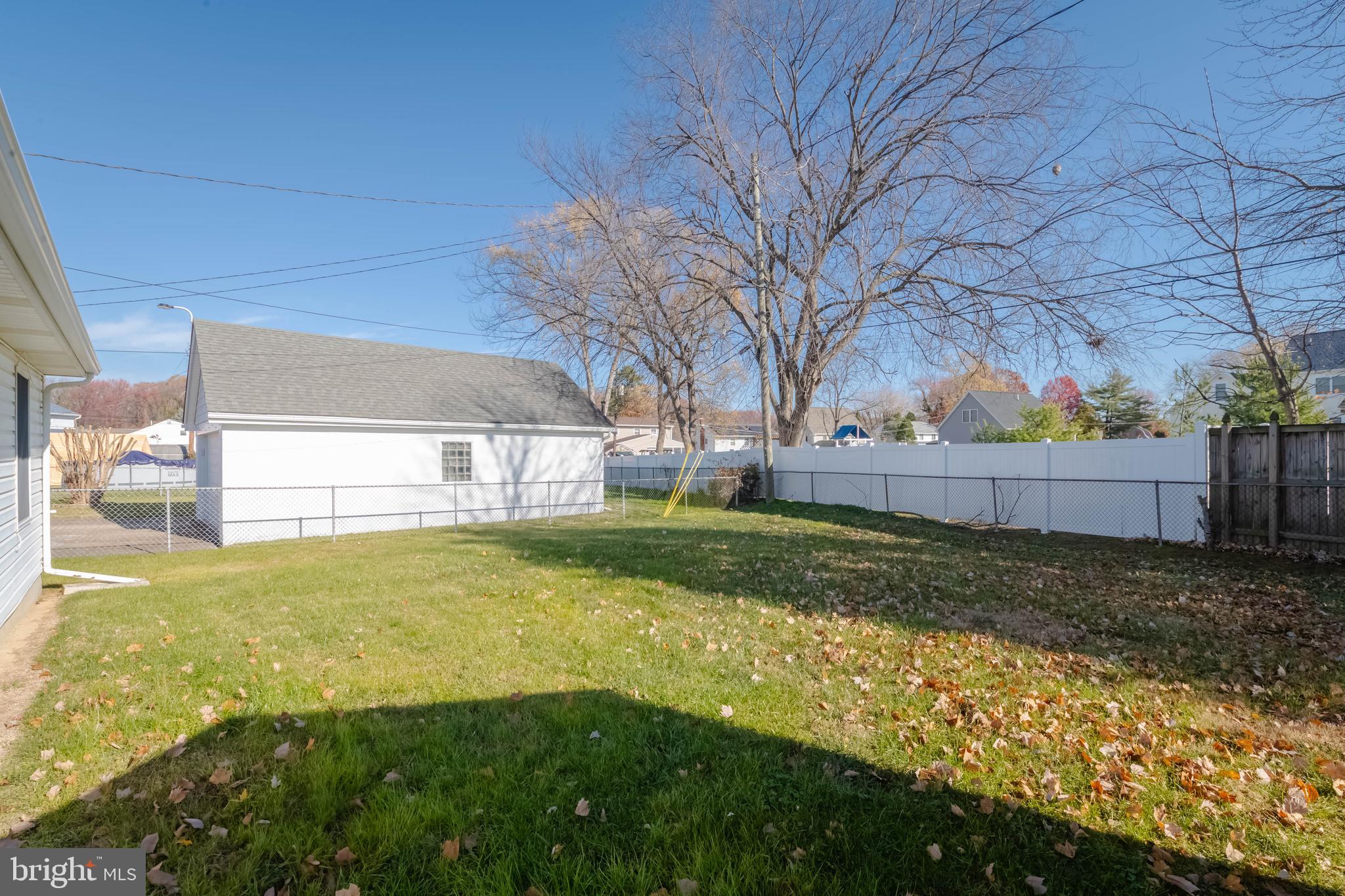 LODGE FOREST MANOR - Residential