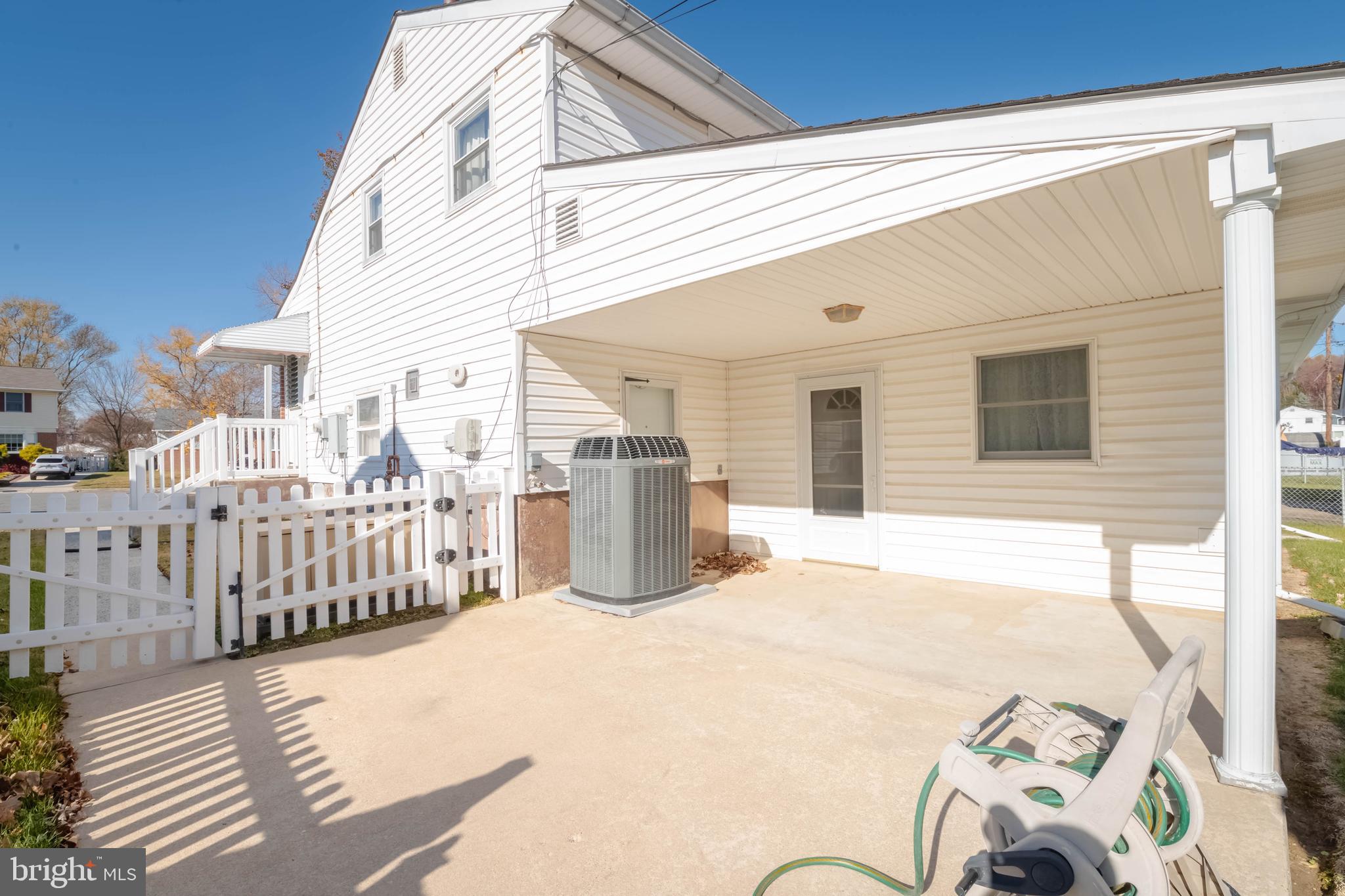 LODGE FOREST MANOR - Residential