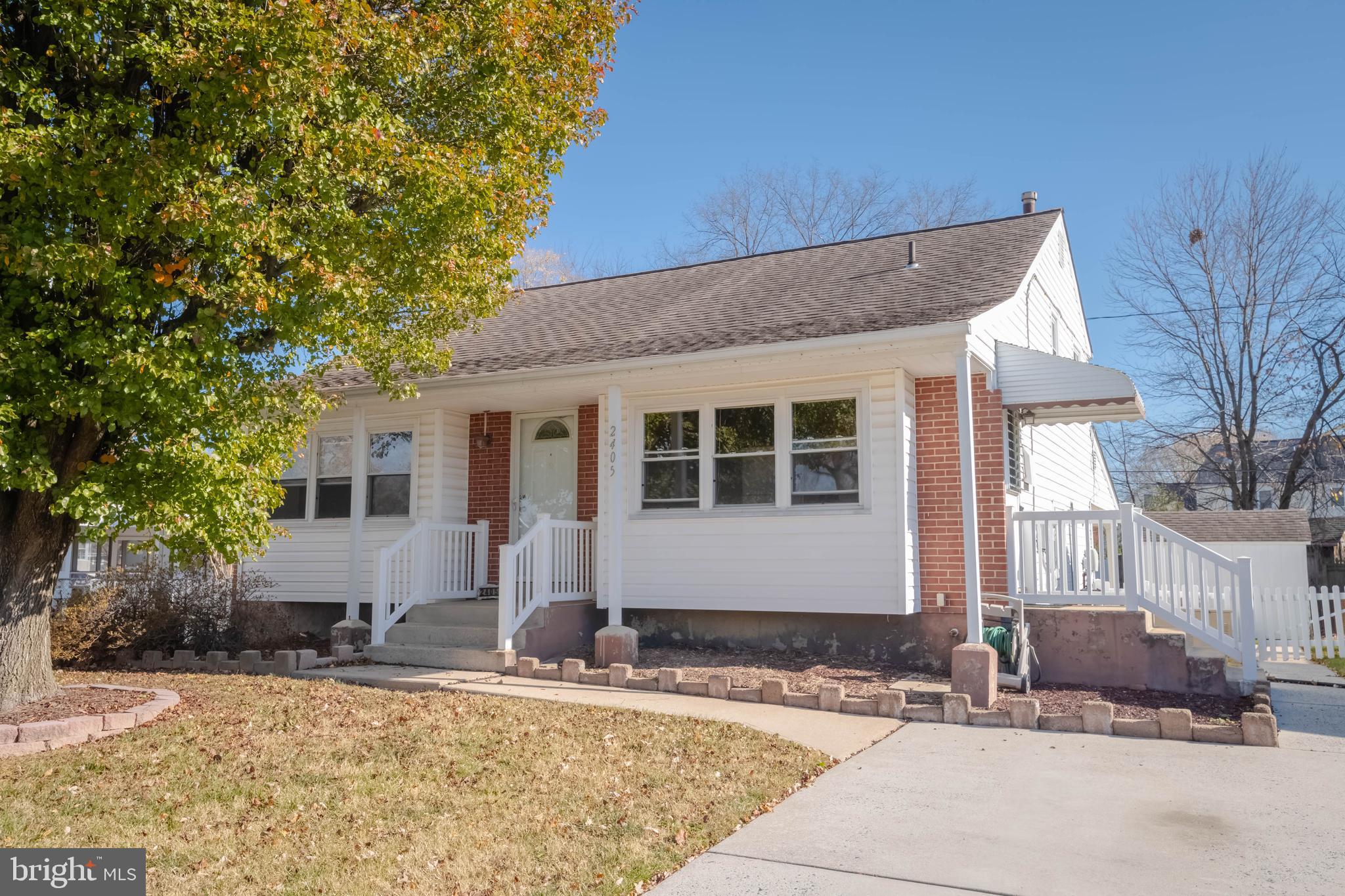 LODGE FOREST MANOR - Residential
