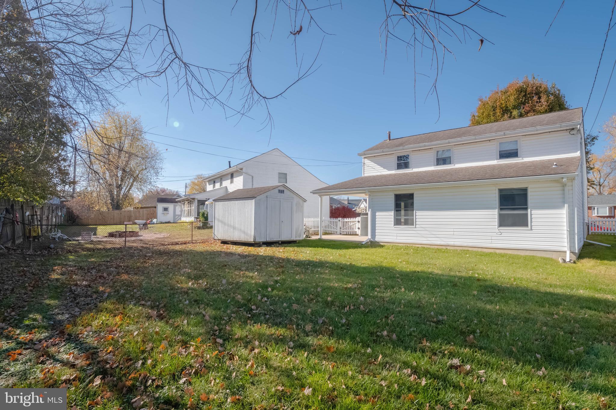LODGE FOREST MANOR - Residential
