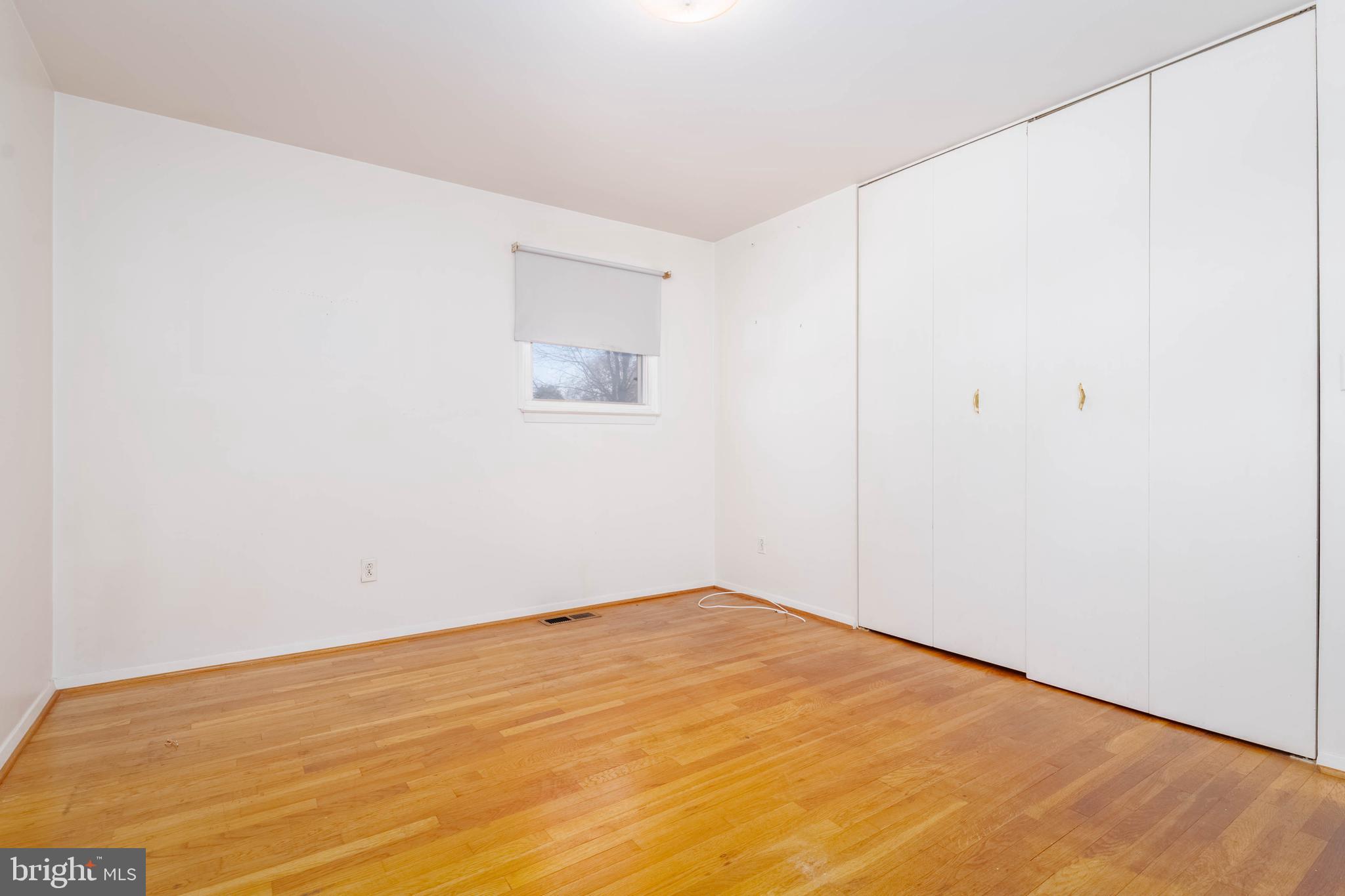 LODGE FOREST MANOR - Residential