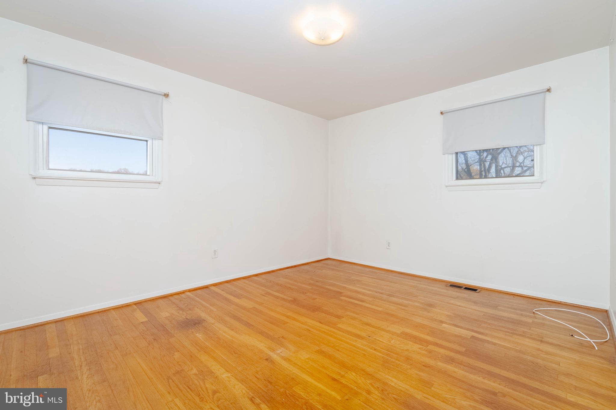 LODGE FOREST MANOR - Residential