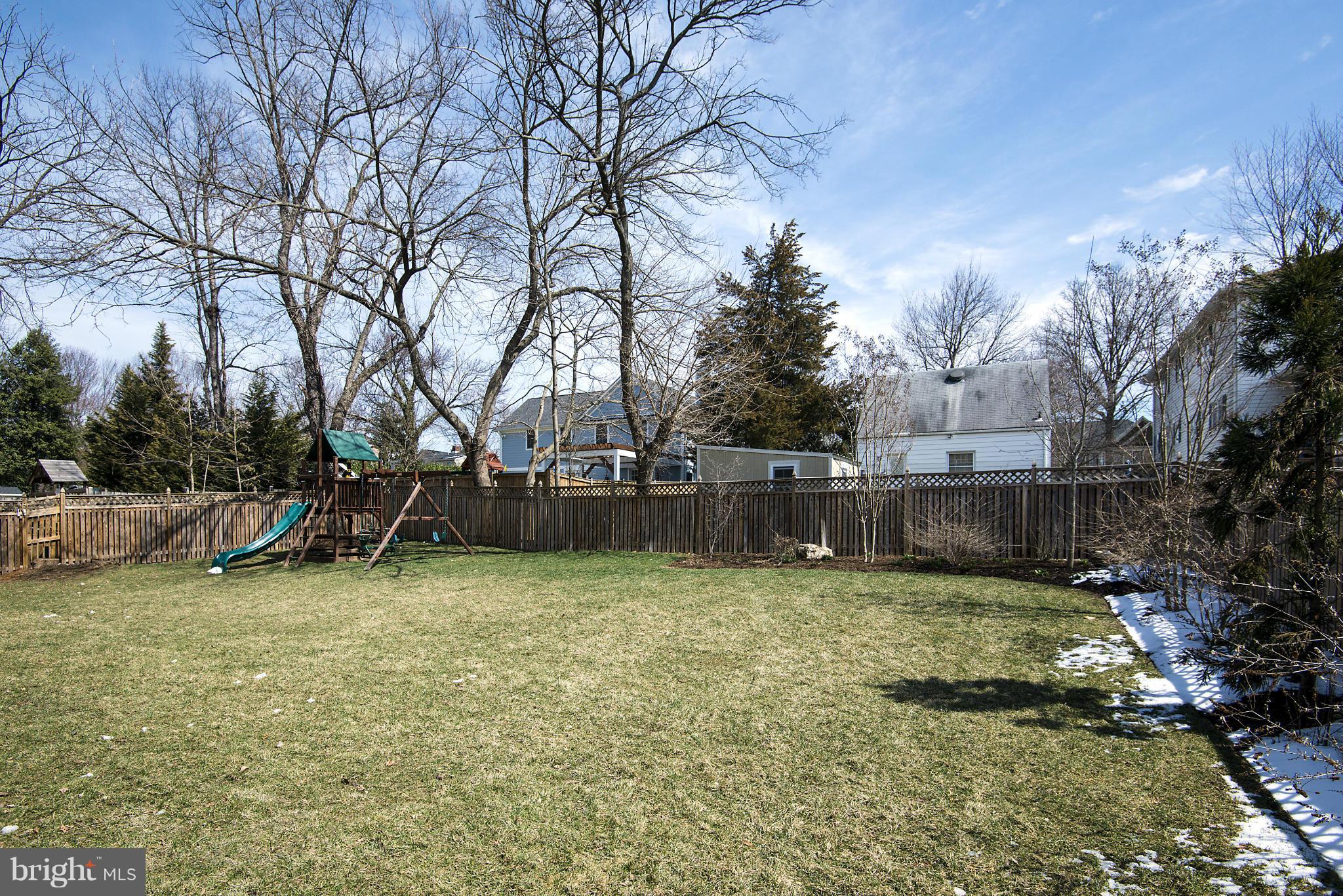 WEST MC LEAN - Residential