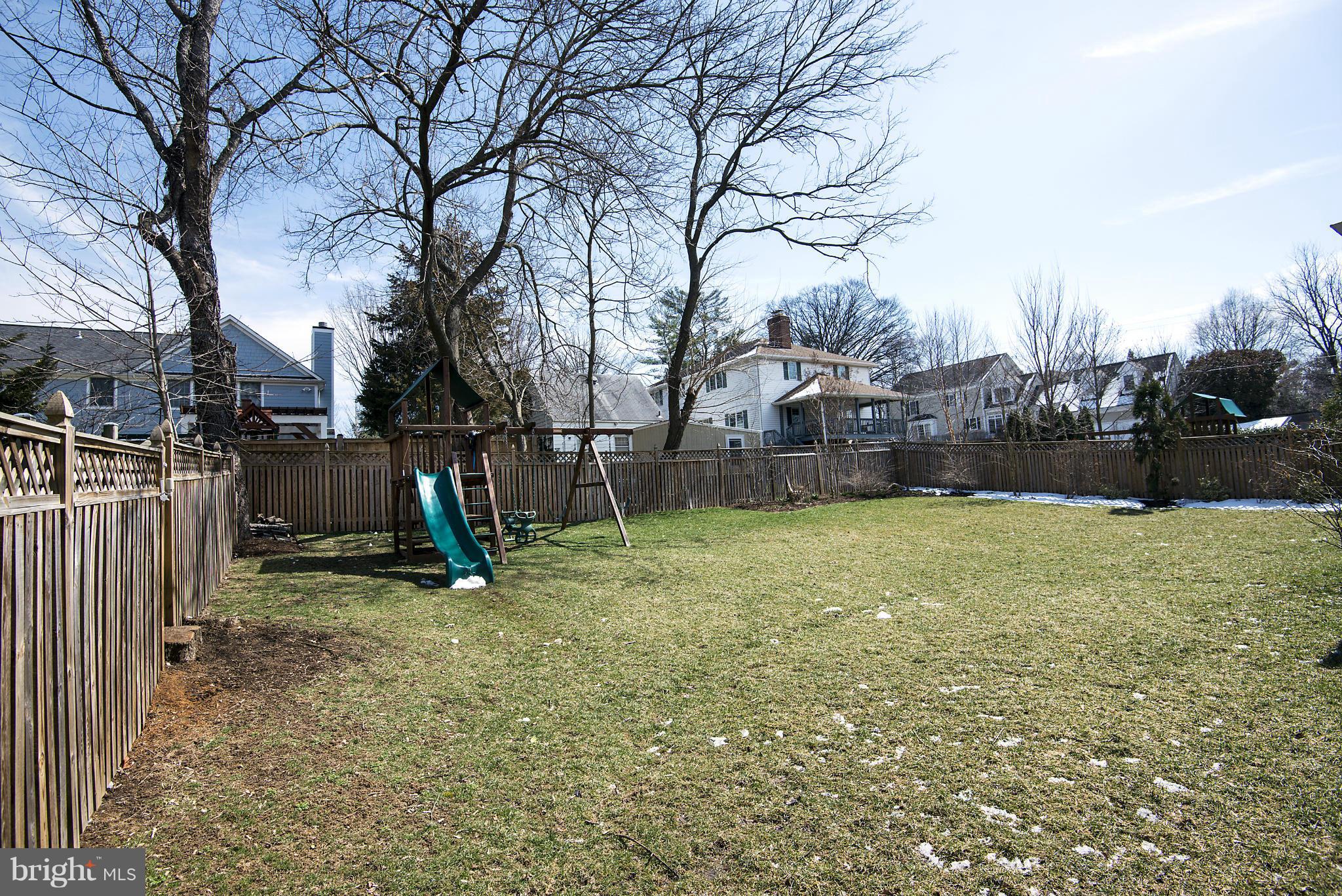 WEST MC LEAN - Residential