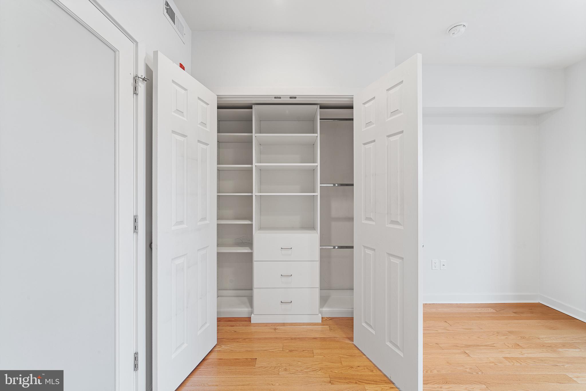 FRANCISVILLE - Residential Lease