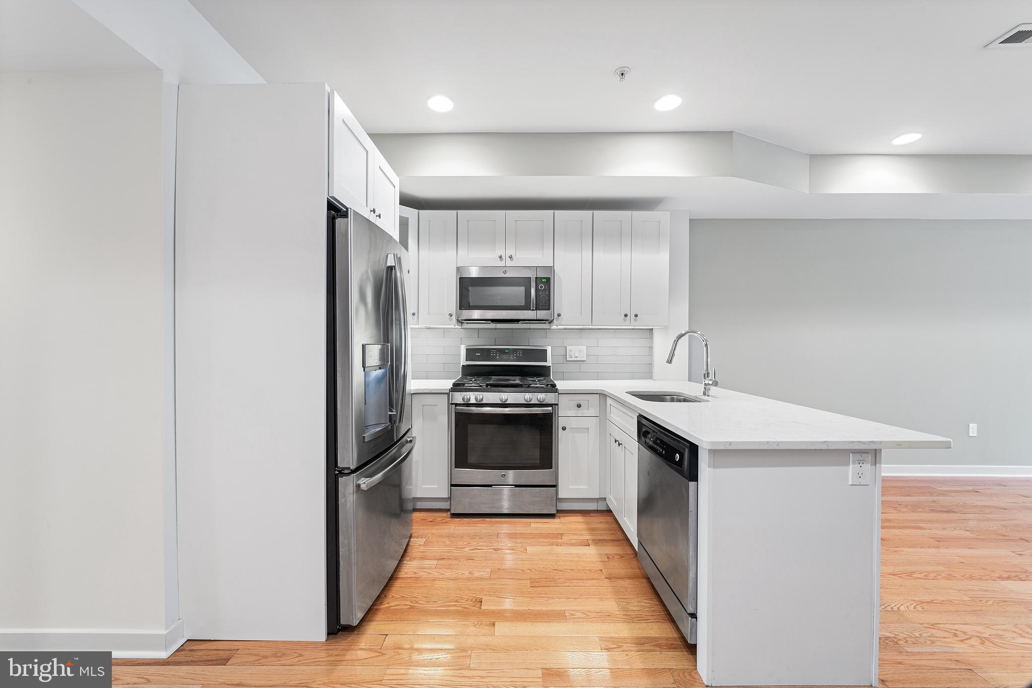 FRANCISVILLE - Residential Lease