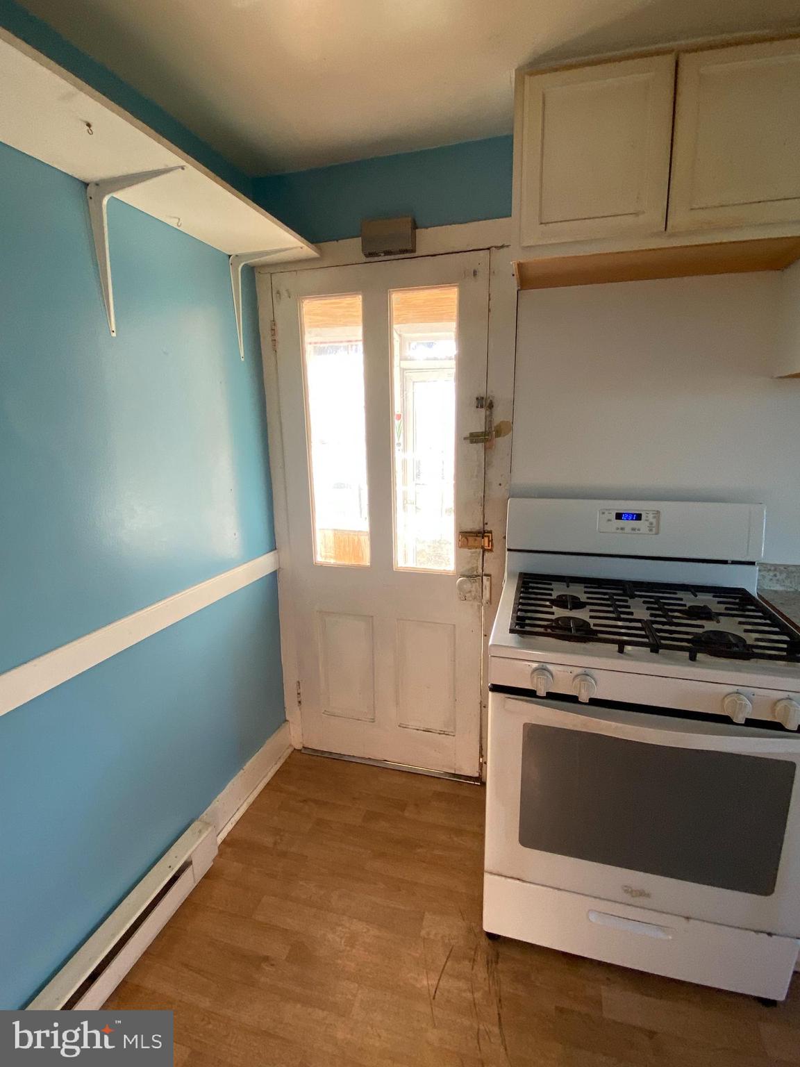 SUMMIT POINT - Residential