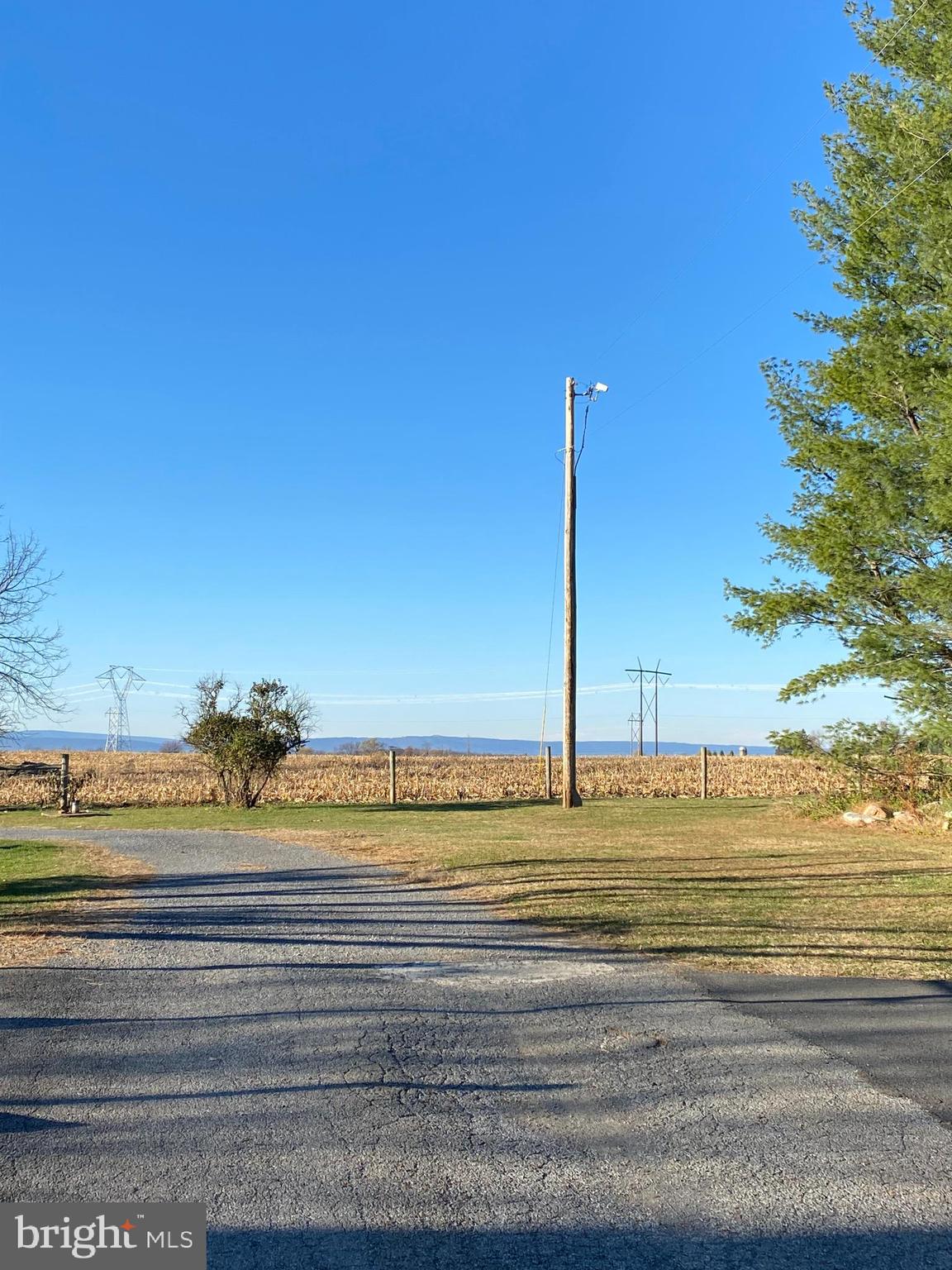 SUMMIT POINT - Residential