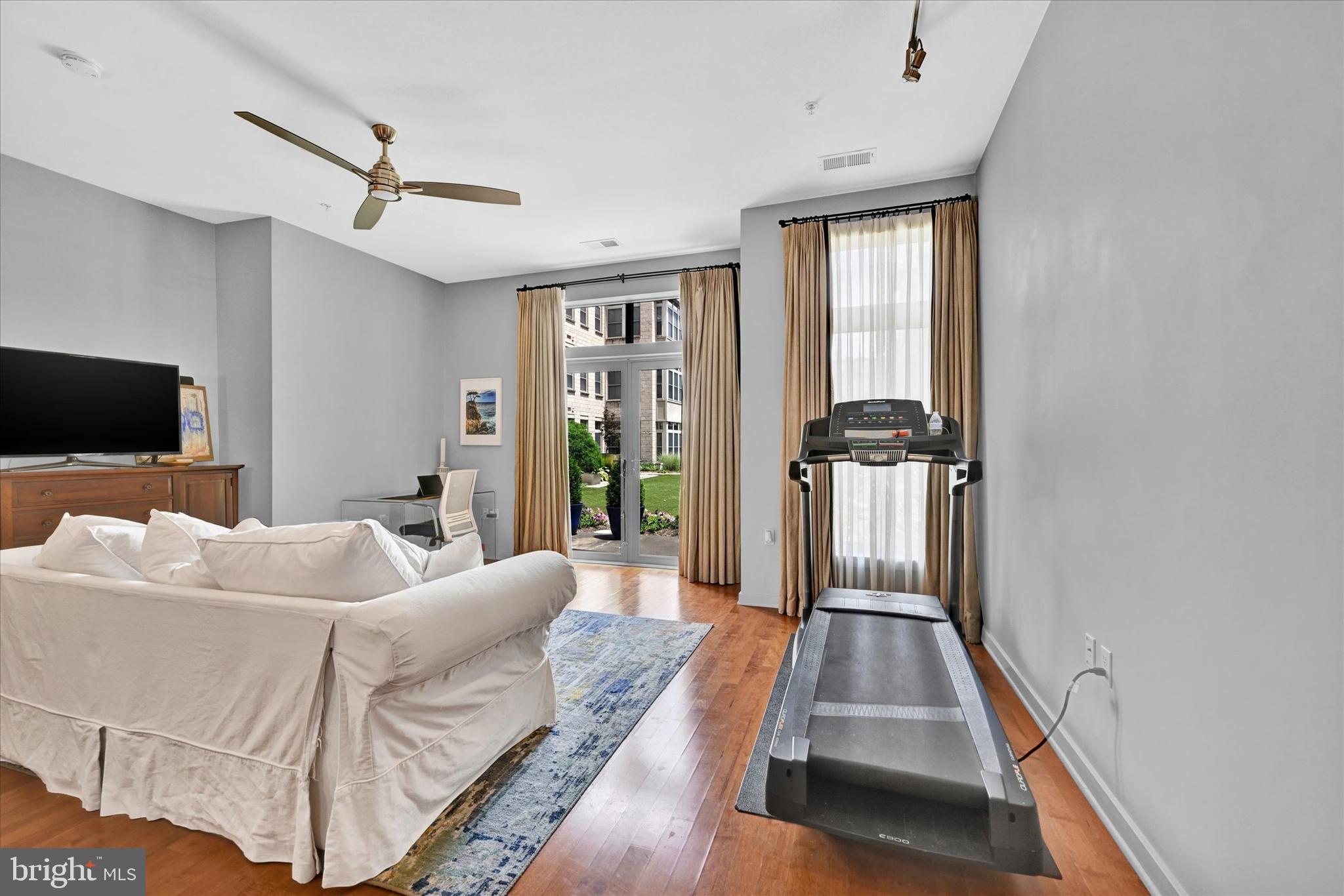 BELVEDERE - Residential Lease