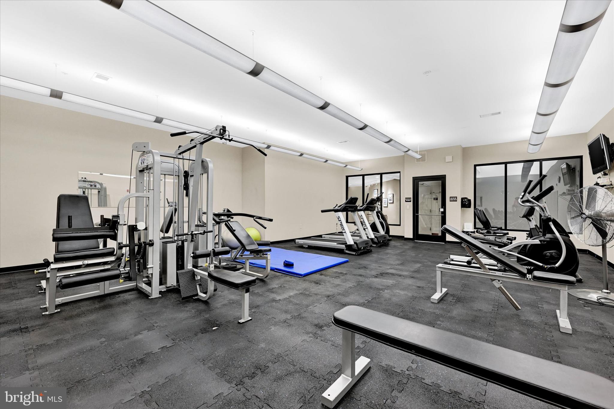 BELVEDERE - Residential Lease