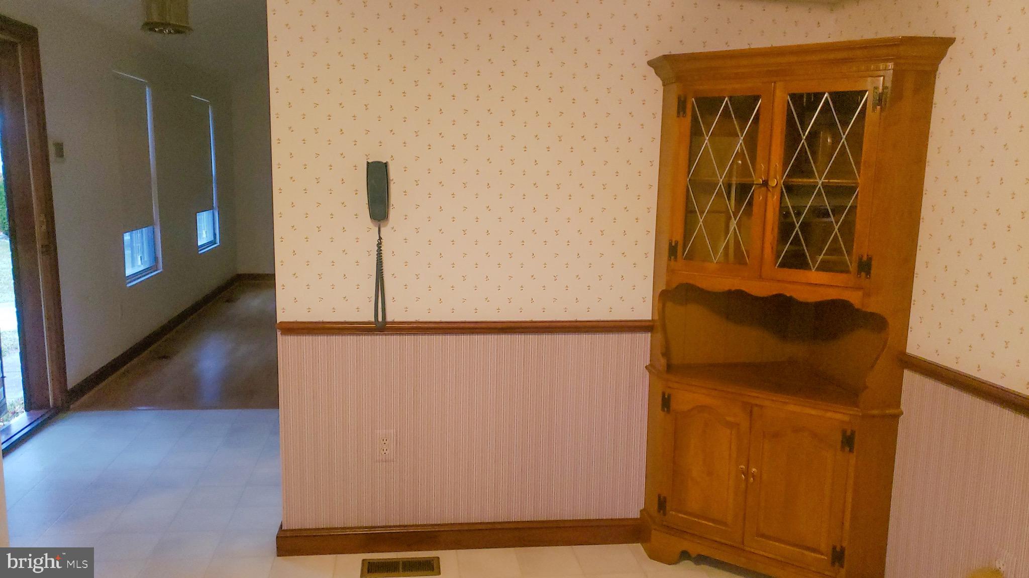 PERRY HALL - Residential