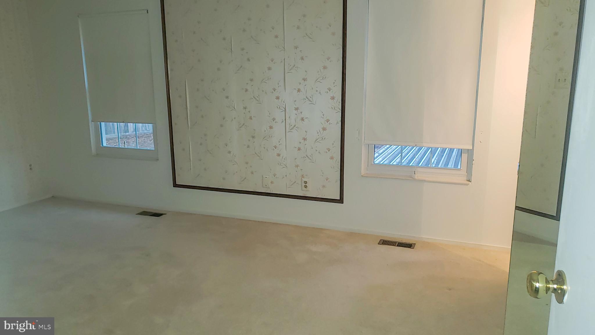 PERRY HALL - Residential