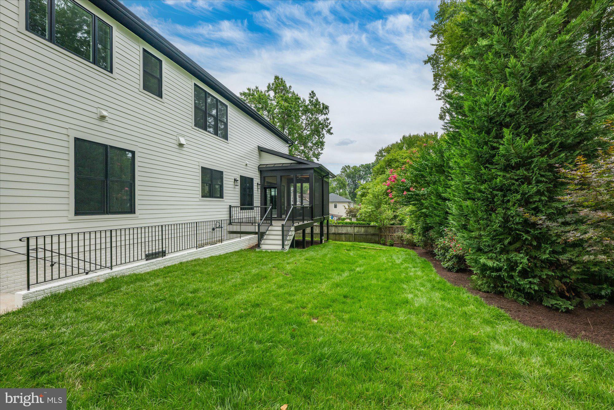 KENT GARDENS - Residential