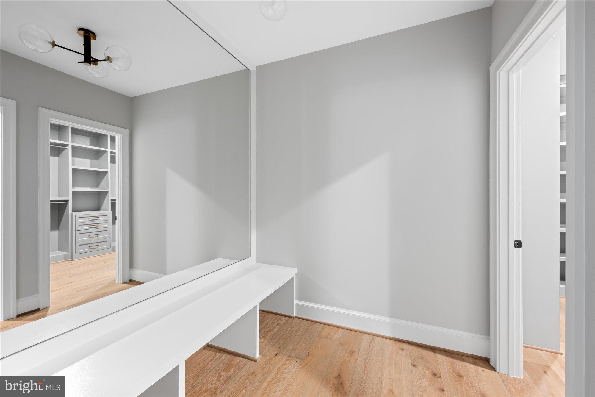 KENT GARDENS - Residential