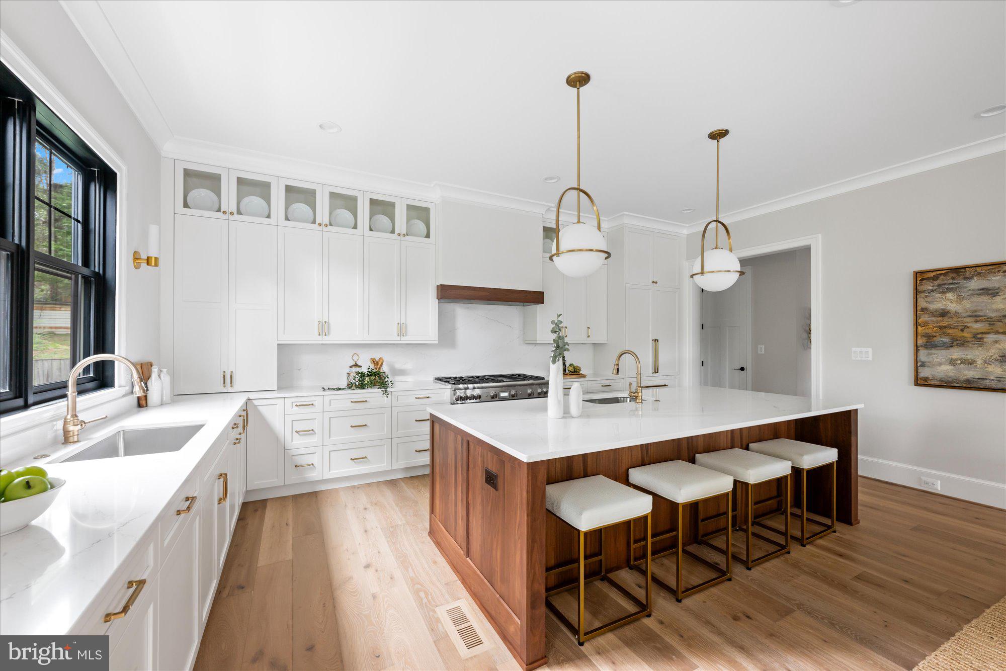 KENT GARDENS - Residential