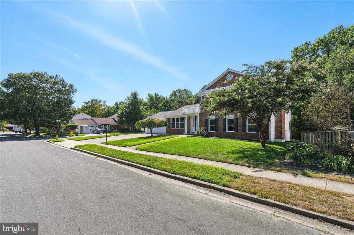 STONEGATE VILLAGE - Residential