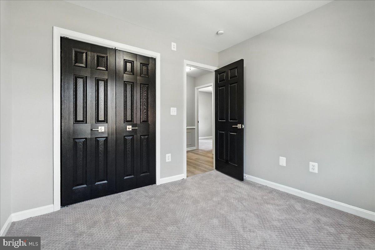 STONEGATE VILLAGE - Residential