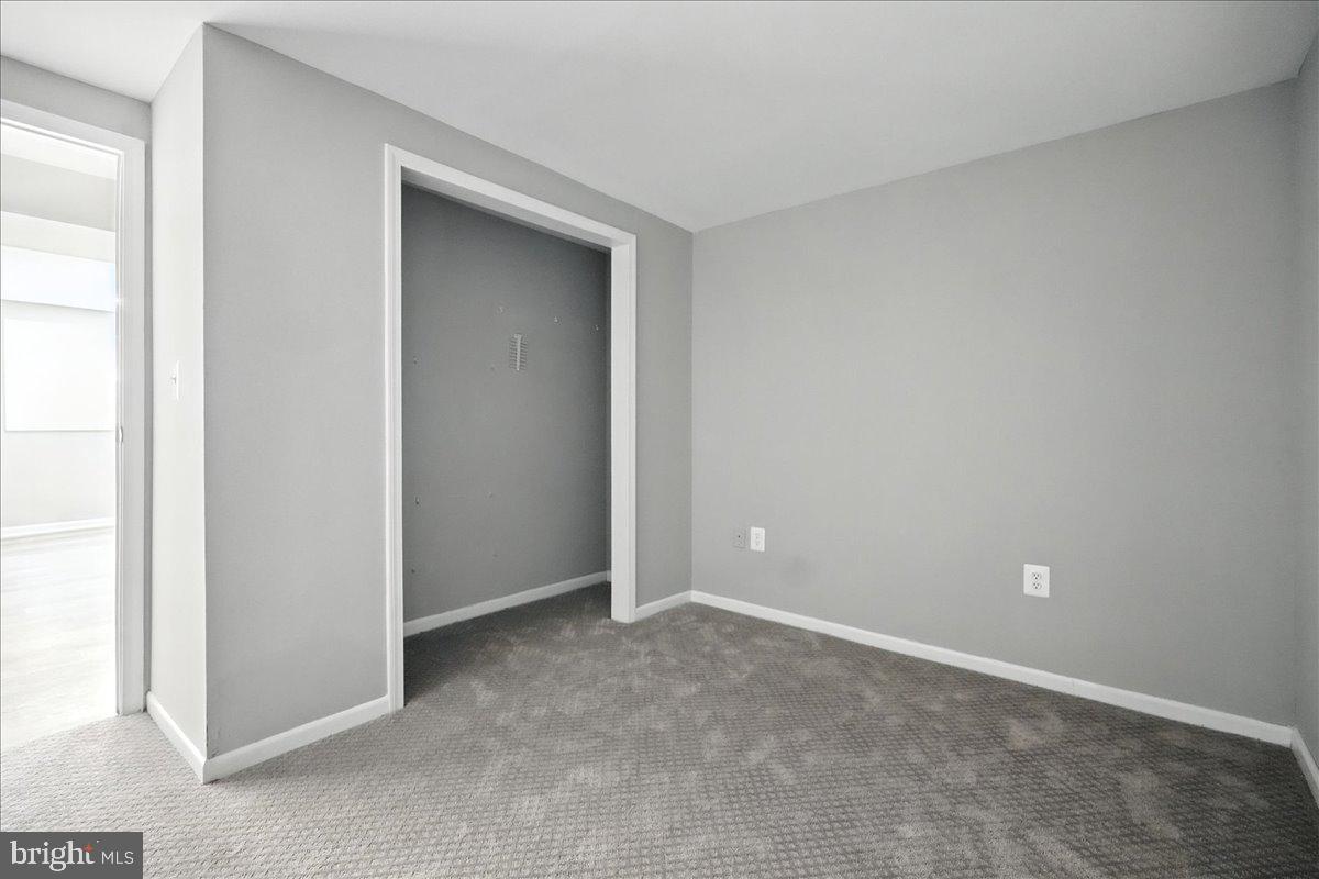 STONEGATE VILLAGE - Residential