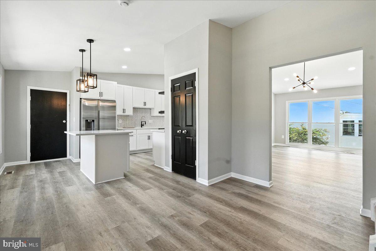 STONEGATE VILLAGE - Residential