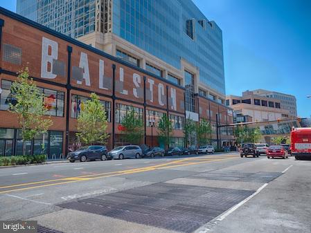 ARLINGTON OAKS - Residential