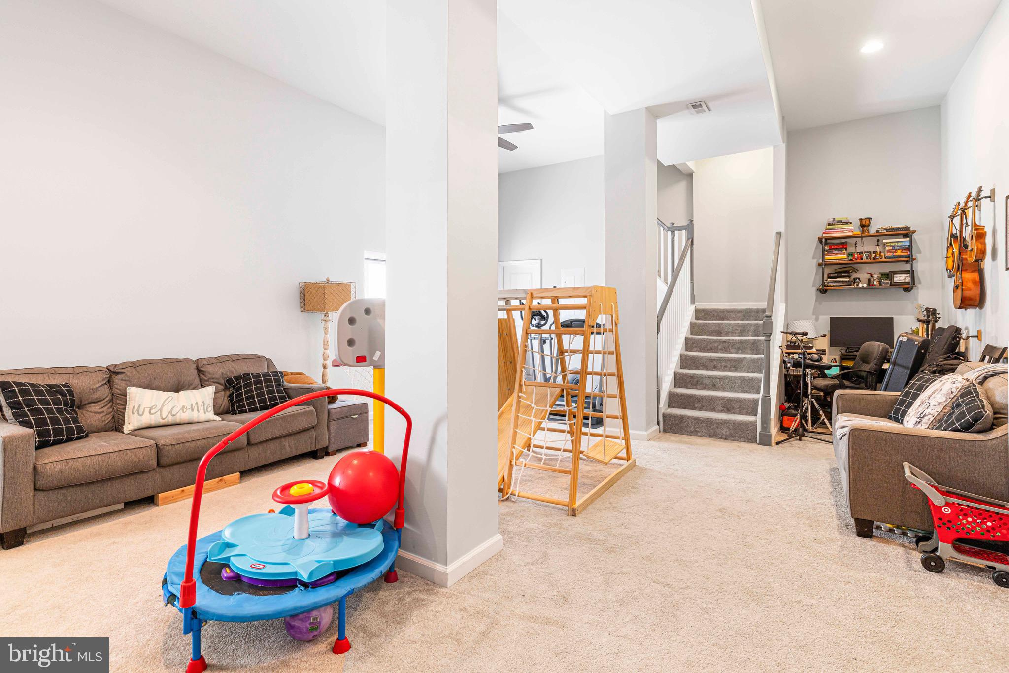 ABINGTON WOODS - Residential