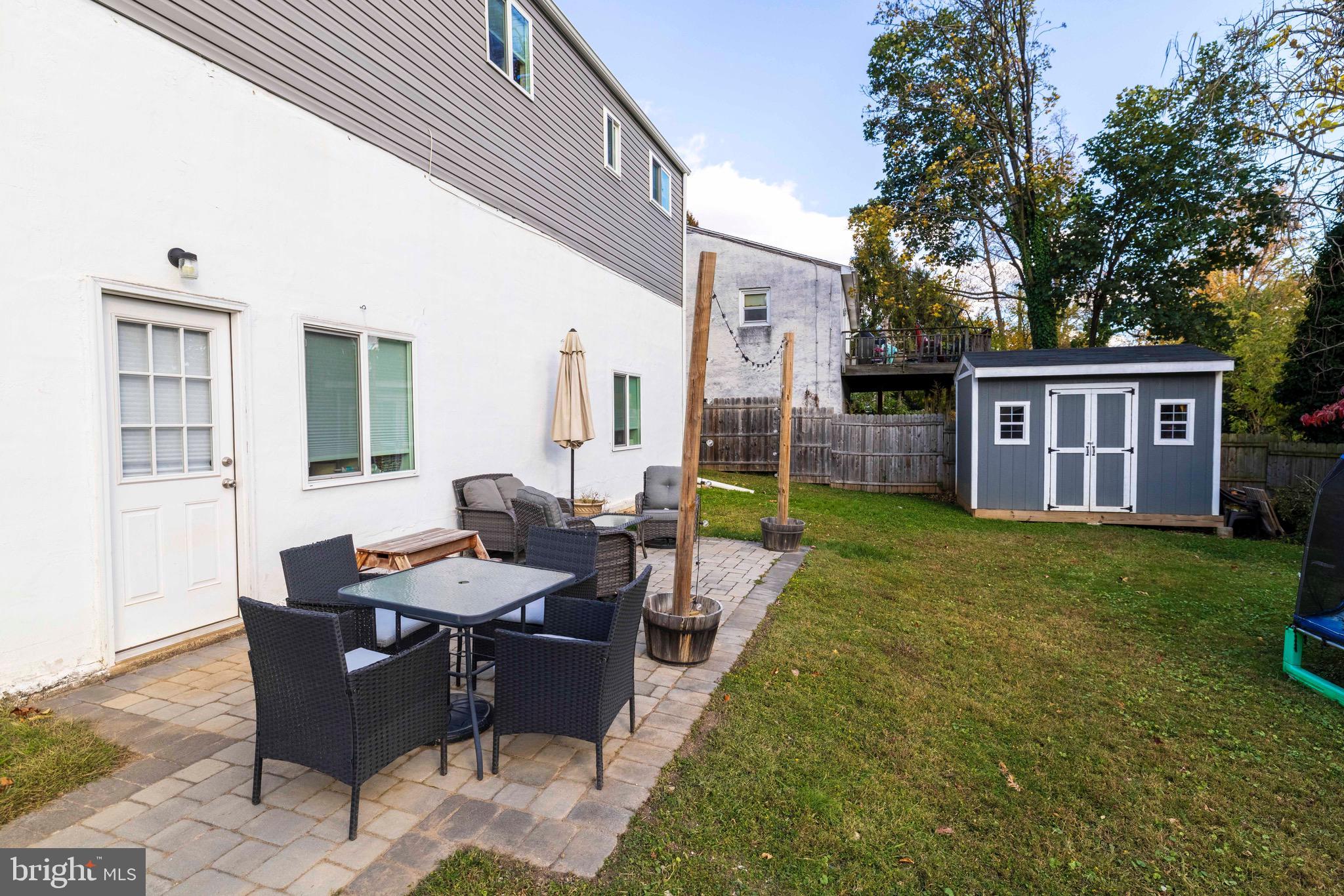 ABINGTON WOODS - Residential