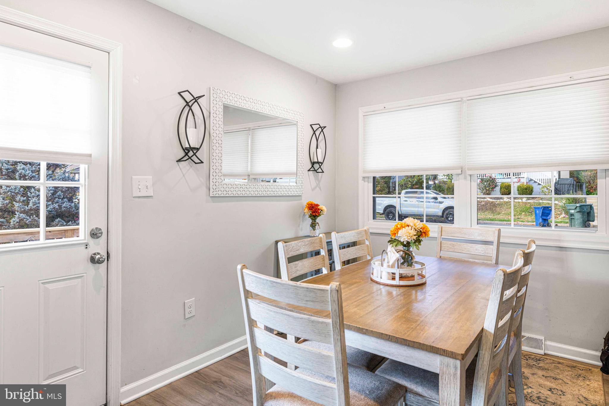 ABINGTON WOODS - Residential