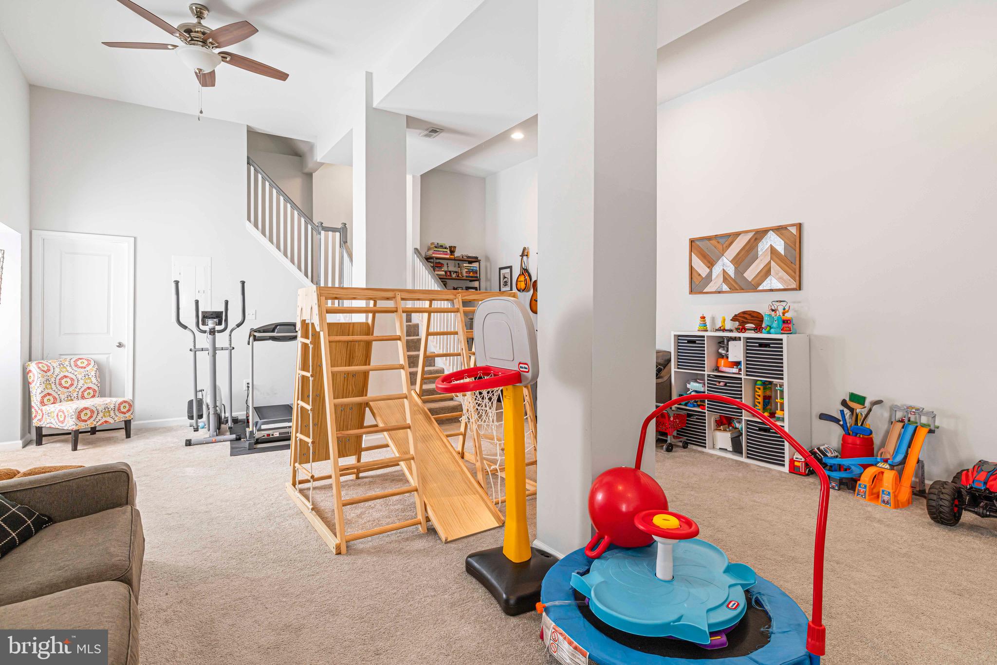 ABINGTON WOODS - Residential