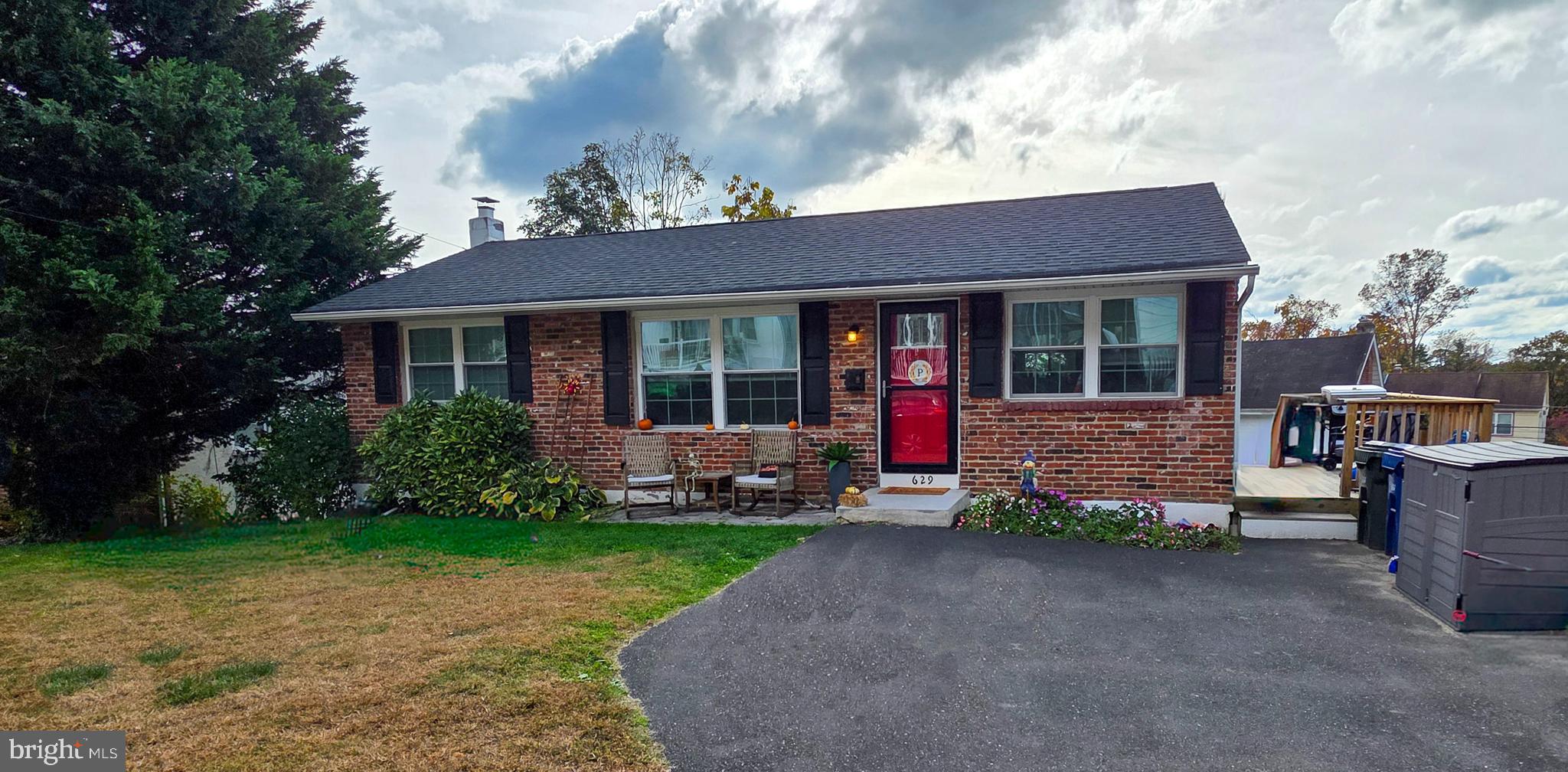 ABINGTON WOODS - Residential