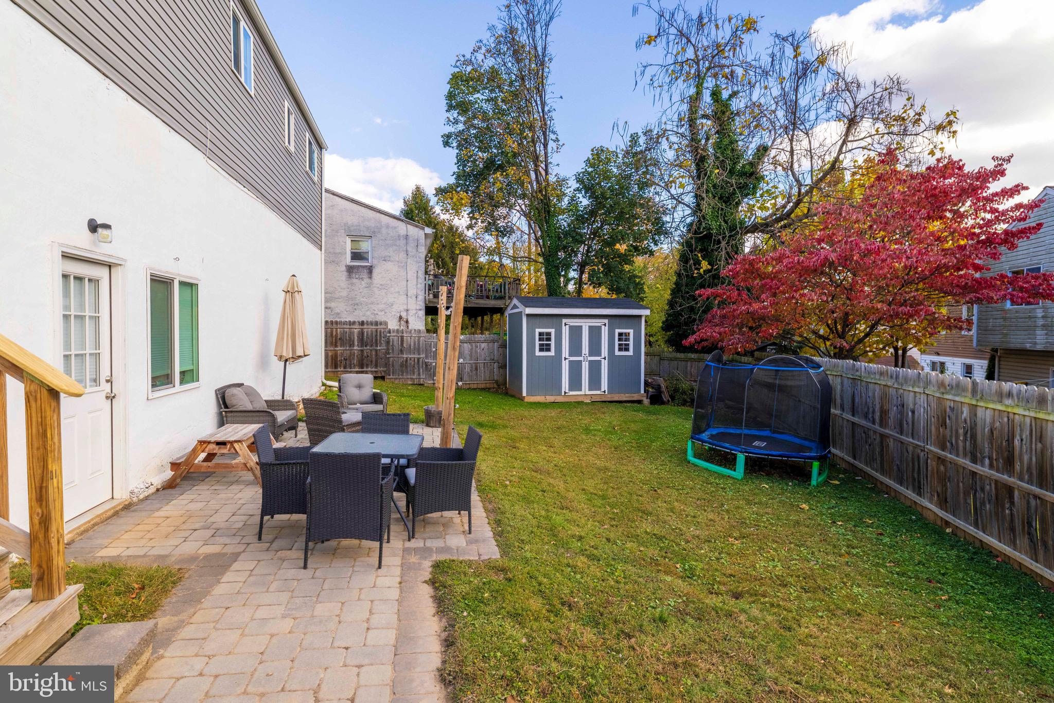 ABINGTON WOODS - Residential