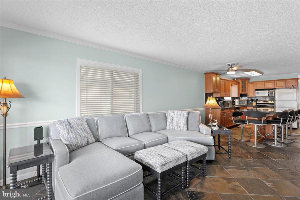 CAINE HARBOR MILE - Residential