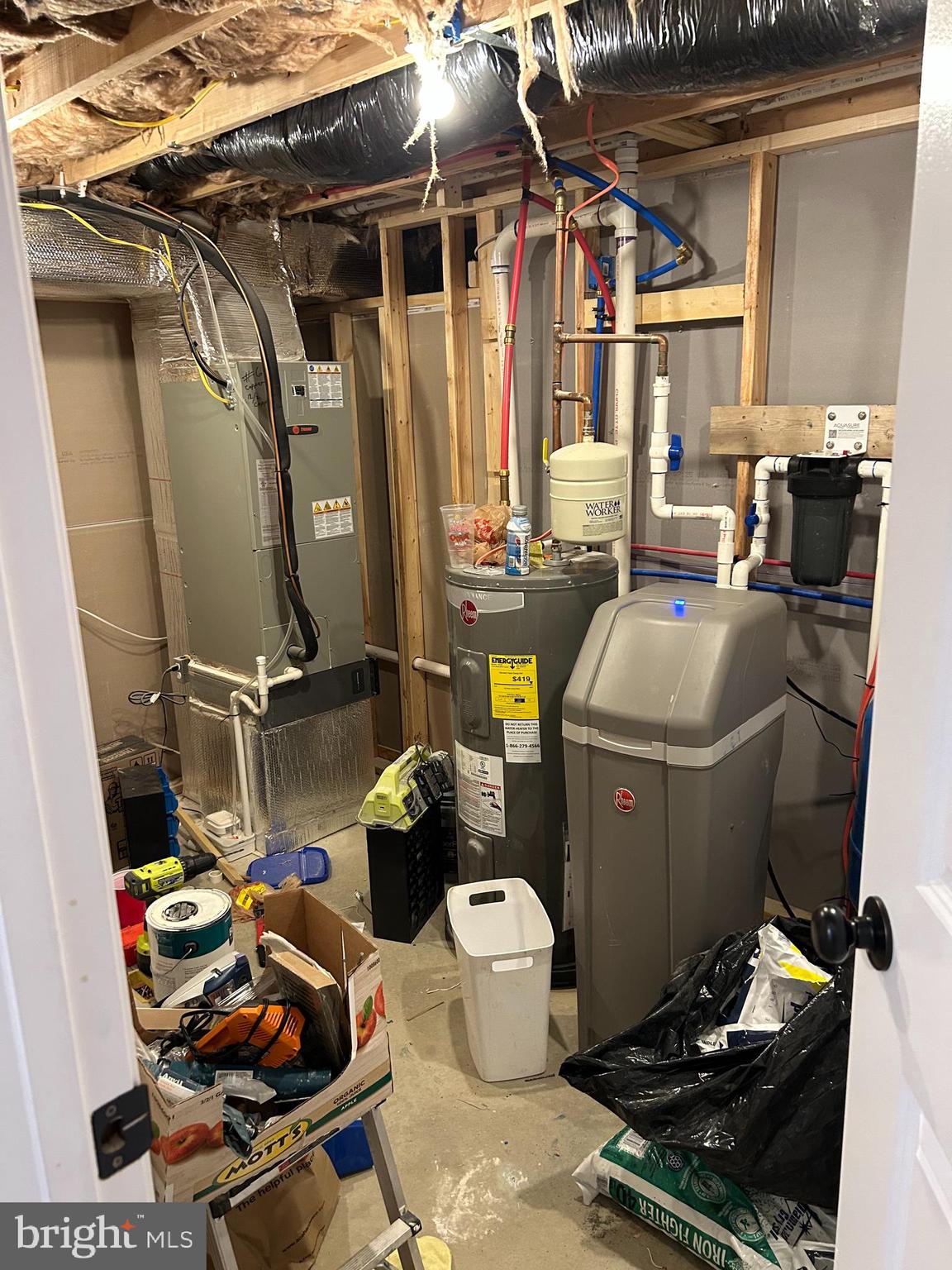 CACAPON SOUTH - Residential