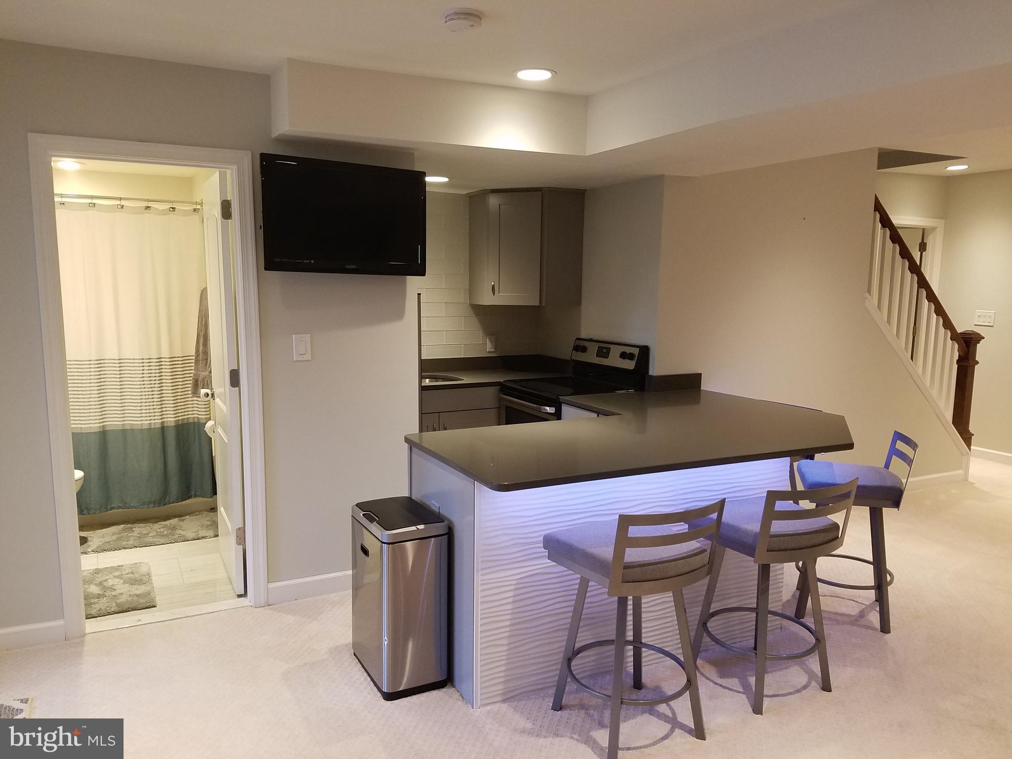 STONEWALL MANOR - Residential