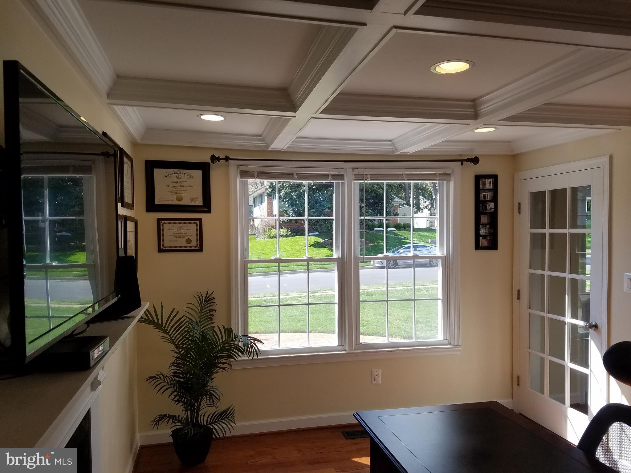 STONEWALL MANOR - Residential