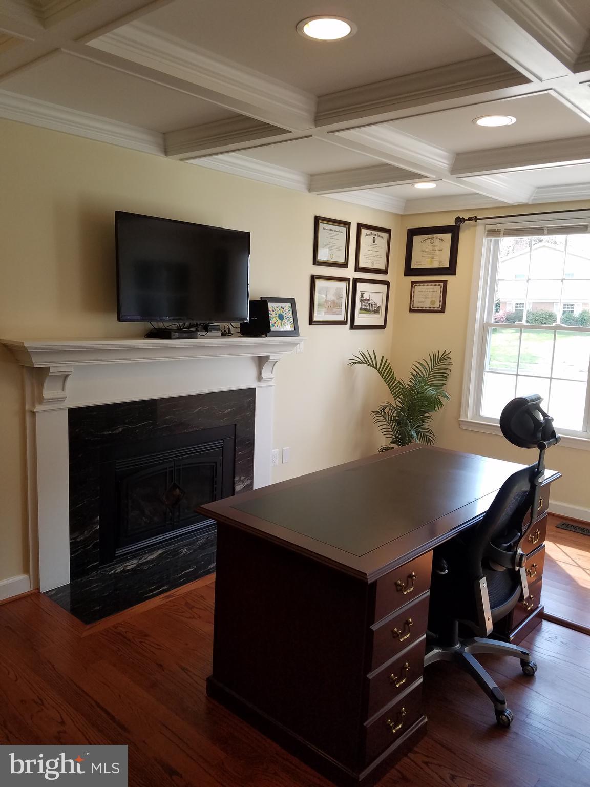 STONEWALL MANOR - Residential