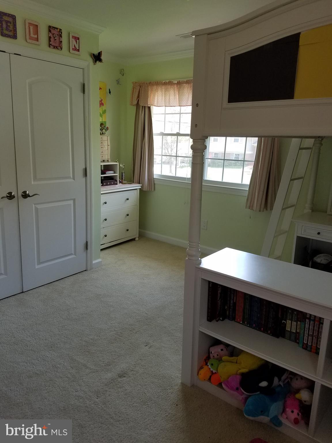 STONEWALL MANOR - Residential