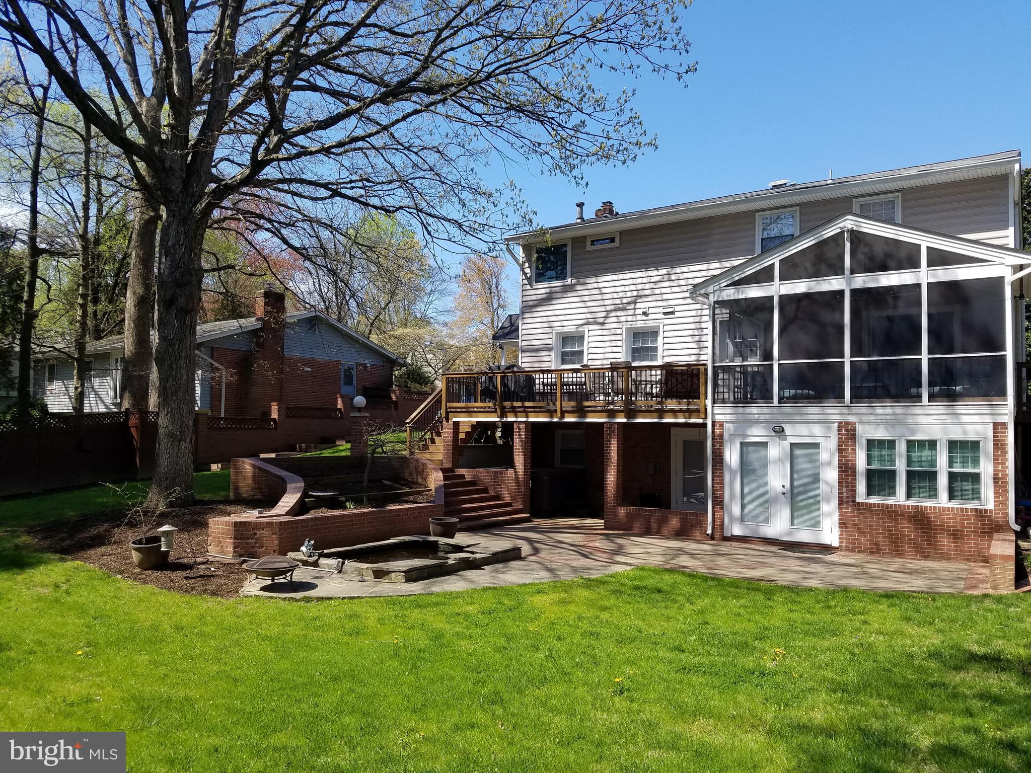 STONEWALL MANOR - Residential