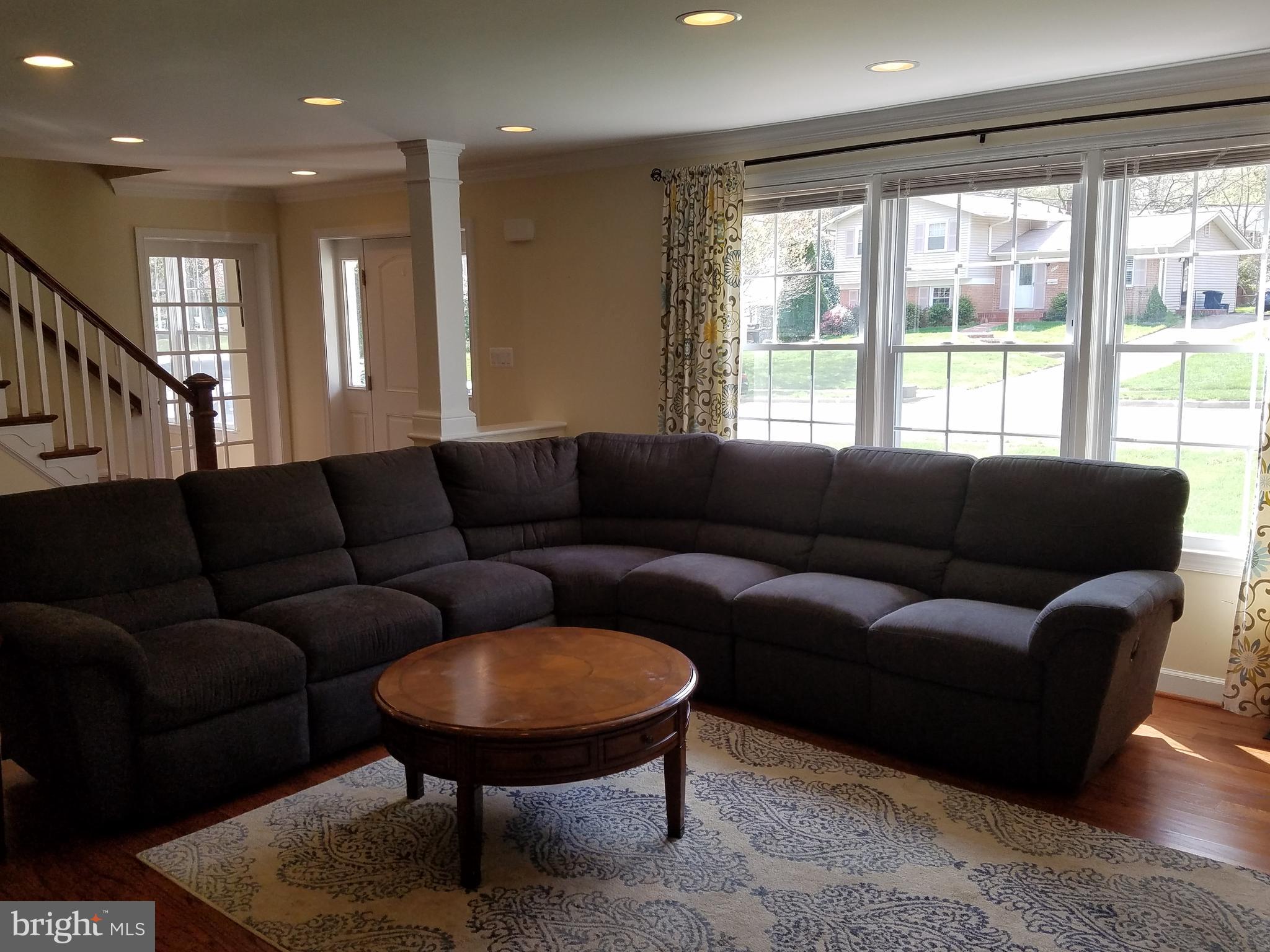 STONEWALL MANOR - Residential