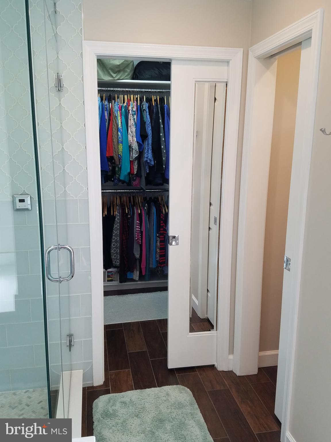 STONEWALL MANOR - Residential