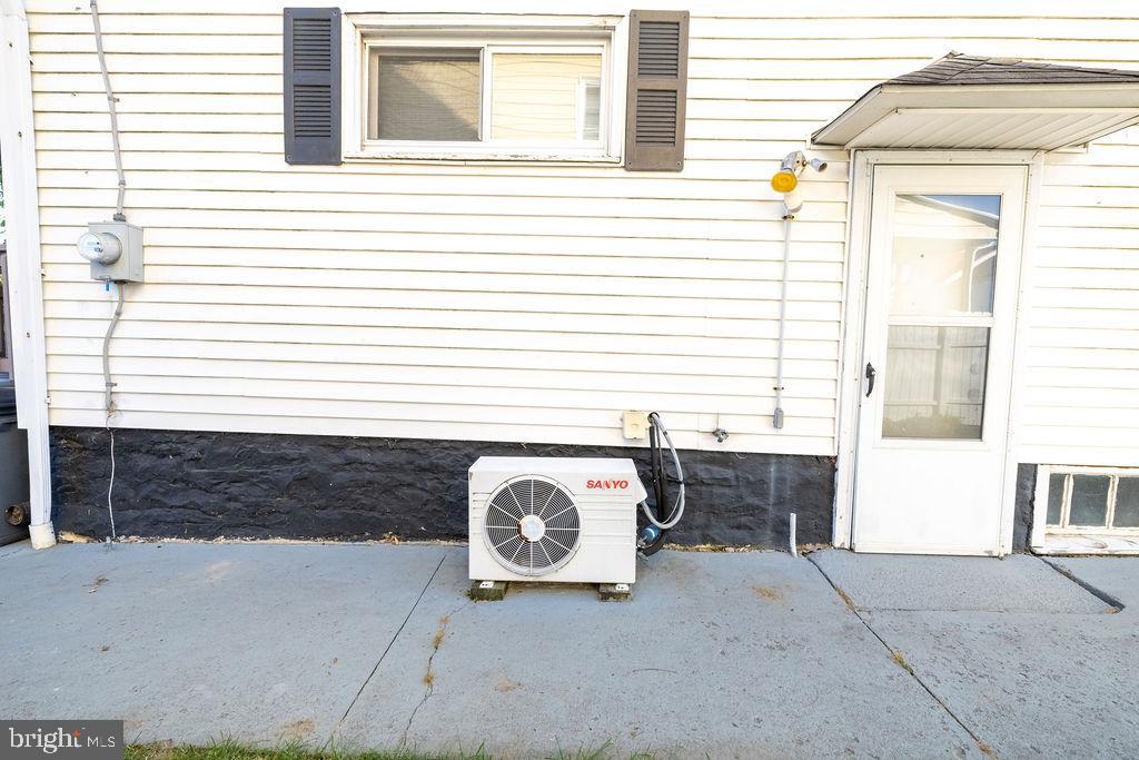 EAST END - Residential