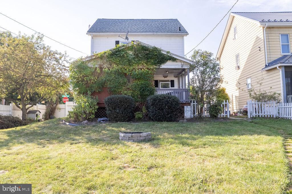 EAST END - Residential