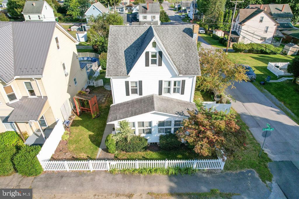 EAST END - Residential