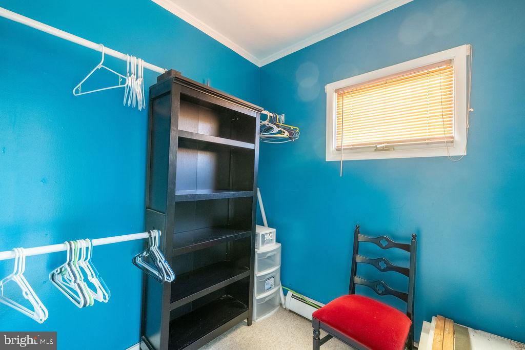 EAST END - Residential